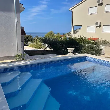 Luger Gartenapartment * Ražanj