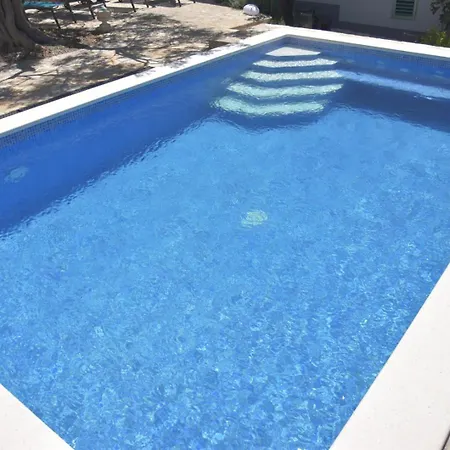 Luger Gartenapartment Apartamento Ražanj