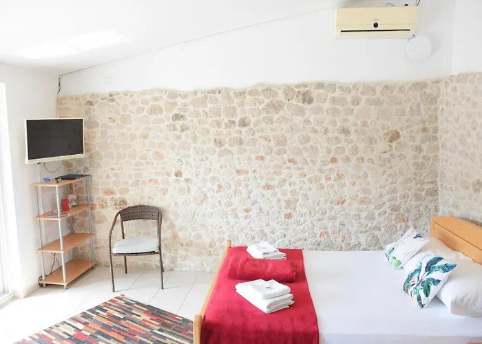 Daire Luger Gartenapartment