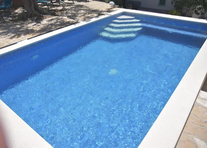 Luger Gartenapartment Apartman Razanj