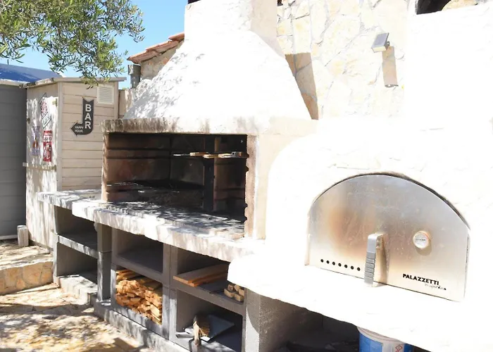 Luger Gartenapartment Apartman Razanj